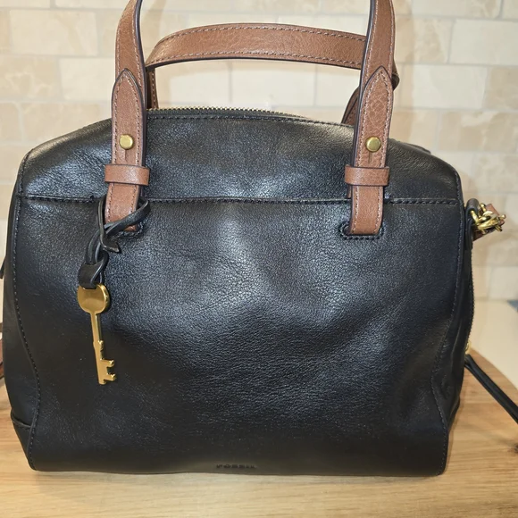 Fossil Rachel Black Small Satchel Preloved In Amazing Condition - Picture 9 of 15